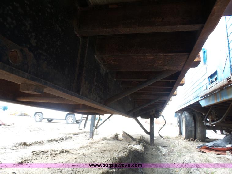 image for item J1668 Assorted masonry scaffolding