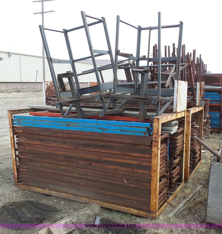 image for item J1668 Assorted masonry scaffolding