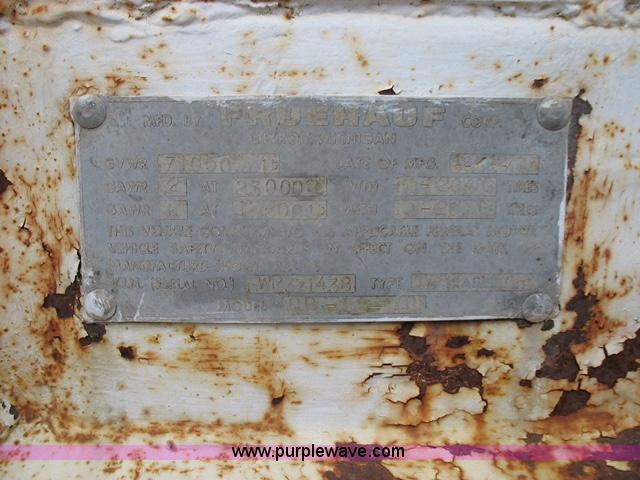 image for item J1668 Assorted masonry scaffolding