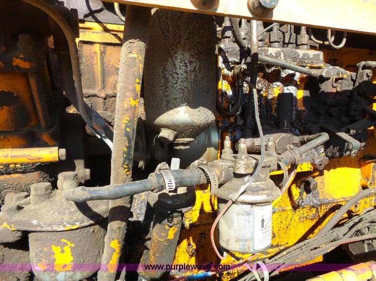 image for item J4981 Kobelco LK700A wheel loader