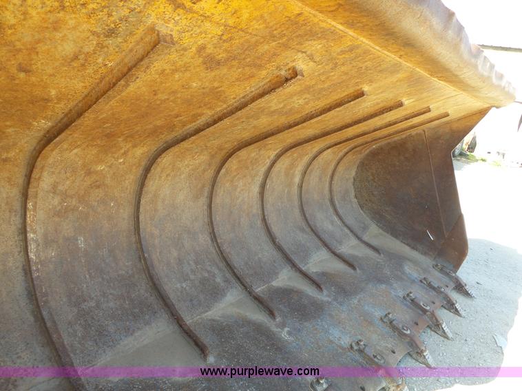 image for item J4981 Kobelco LK700A wheel loader