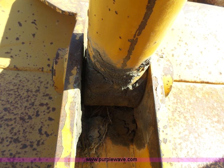 image for item J4981 Kobelco LK700A wheel loader