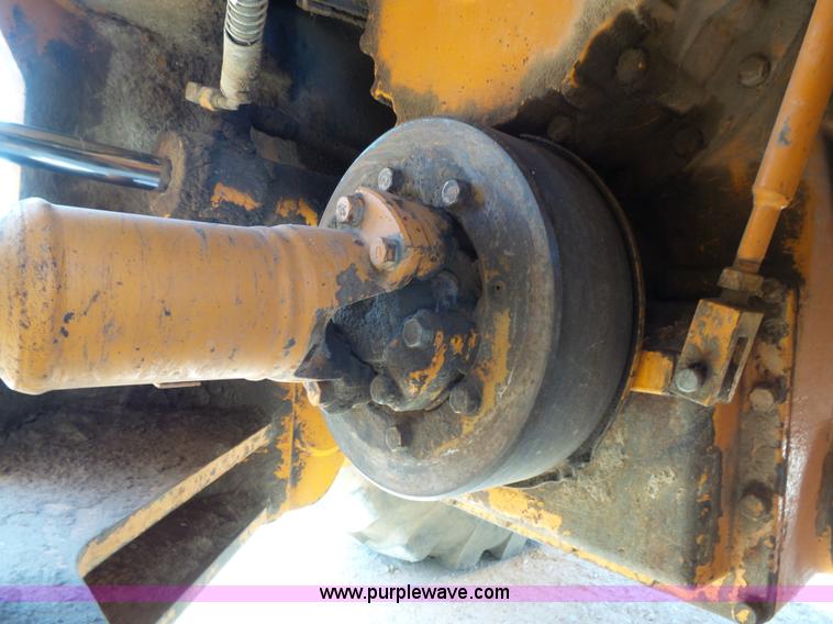 image for item J4981 Kobelco LK700A wheel loader