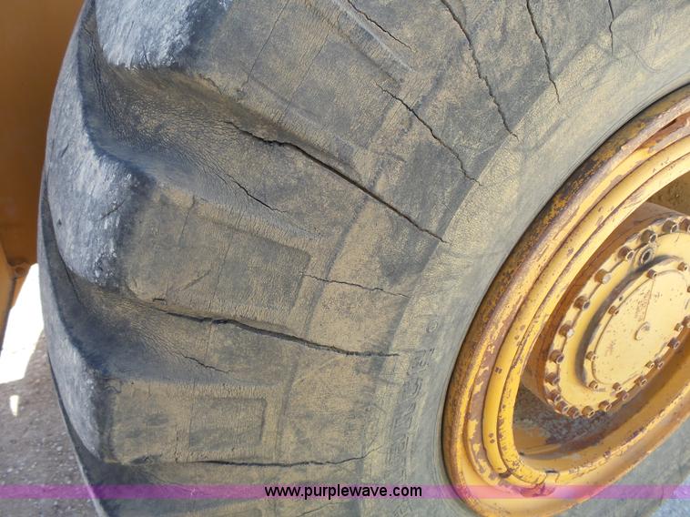 image for item J4981 Kobelco LK700A wheel loader