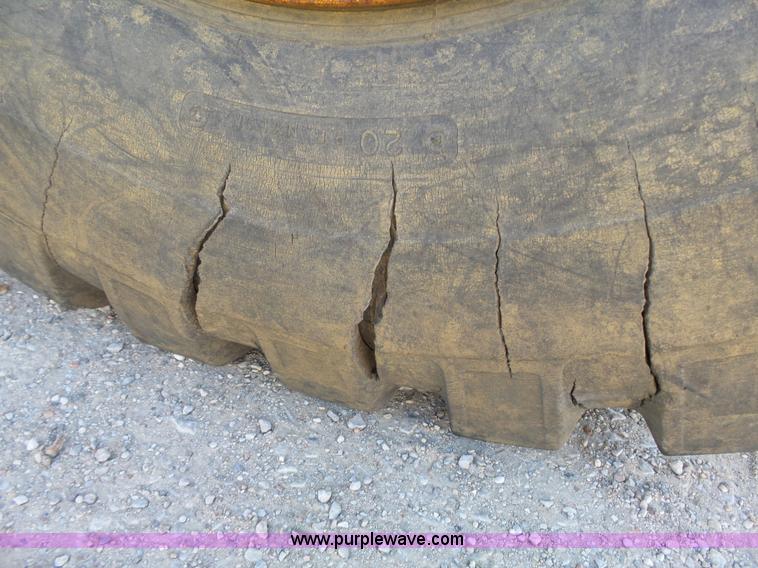 image for item J4981 Kobelco LK700A wheel loader