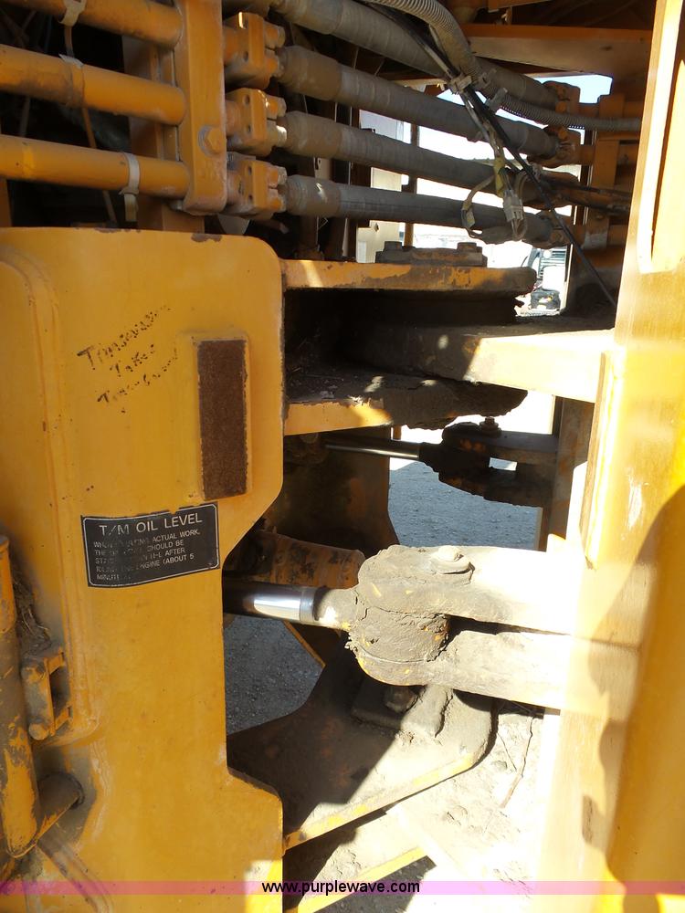 image for item J4981 Kobelco LK700A wheel loader