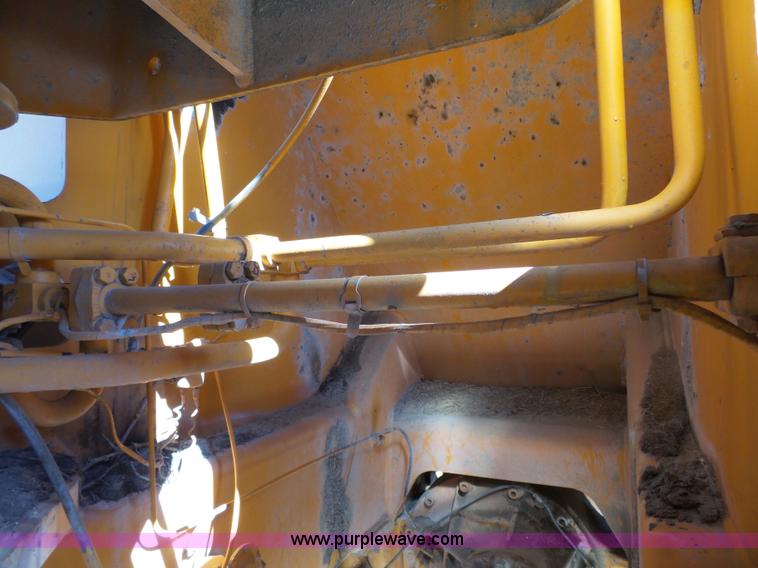 image for item J4981 Kobelco LK700A wheel loader