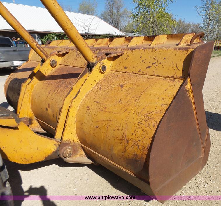 image for item J4981 Kobelco LK700A wheel loader