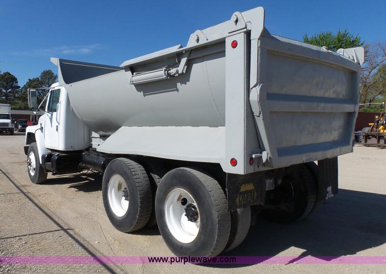 image for item J4985 1986 International F1954 dump truck
