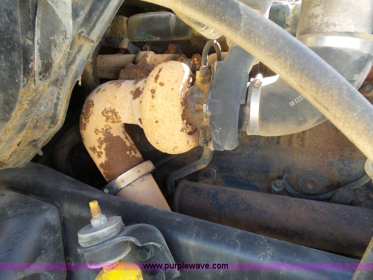 image for item J4985 1986 International F1954 dump truck