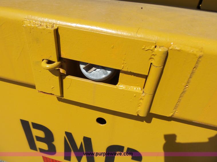 image for item J4987 1998 Broderson MH42-B Hammer-Hydra pavement breaker