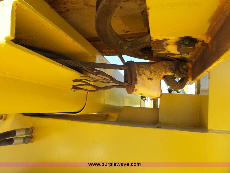 image for item J4987 1998 Broderson MH42-B Hammer-Hydra pavement breaker