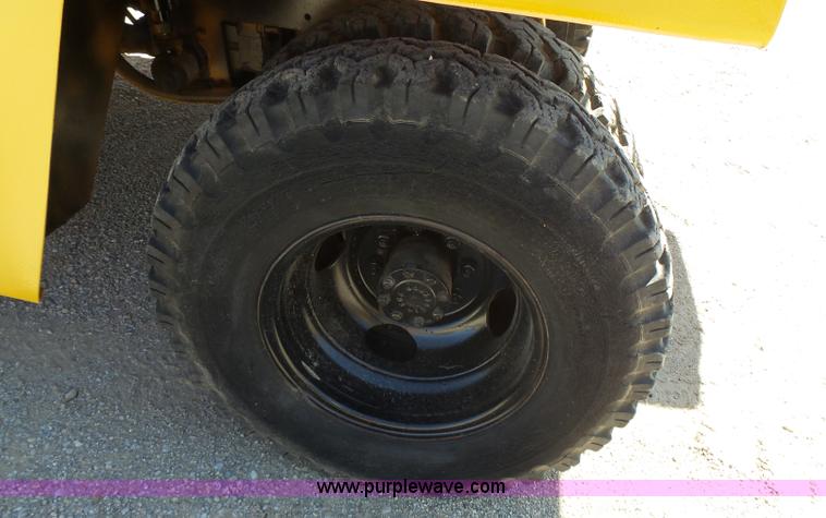 image for item J4987 1998 Broderson MH42-B Hammer-Hydra pavement breaker