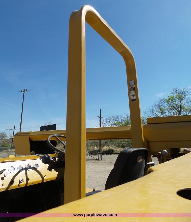 image for item J4987 1998 Broderson MH42-B Hammer-Hydra pavement breaker