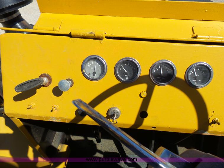 image for item J4987 1998 Broderson MH42-B Hammer-Hydra pavement breaker