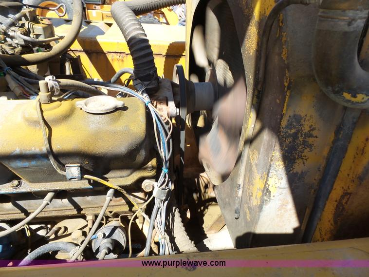 image for item J4987 1998 Broderson MH42-B Hammer-Hydra pavement breaker