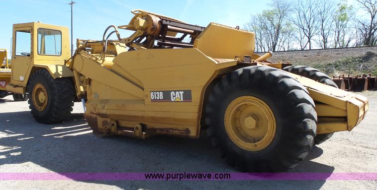 image for item J4988 1980 Caterpillar 613B elevating scraper