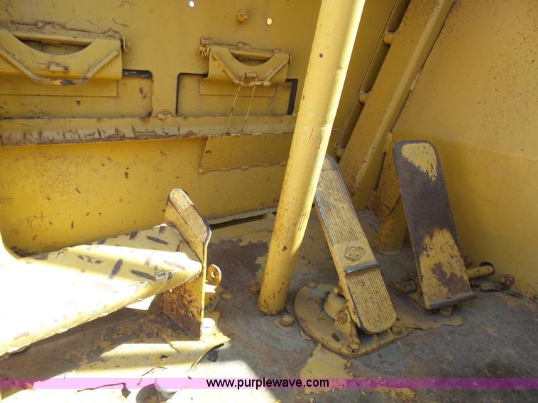 image for item J4988 1980 Caterpillar 613B elevating scraper
