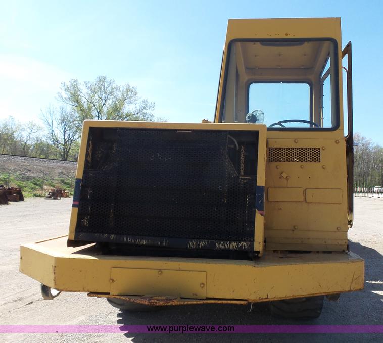 image for item J4988 1980 Caterpillar 613B elevating scraper