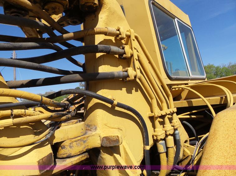 image for item J4988 1980 Caterpillar 613B elevating scraper