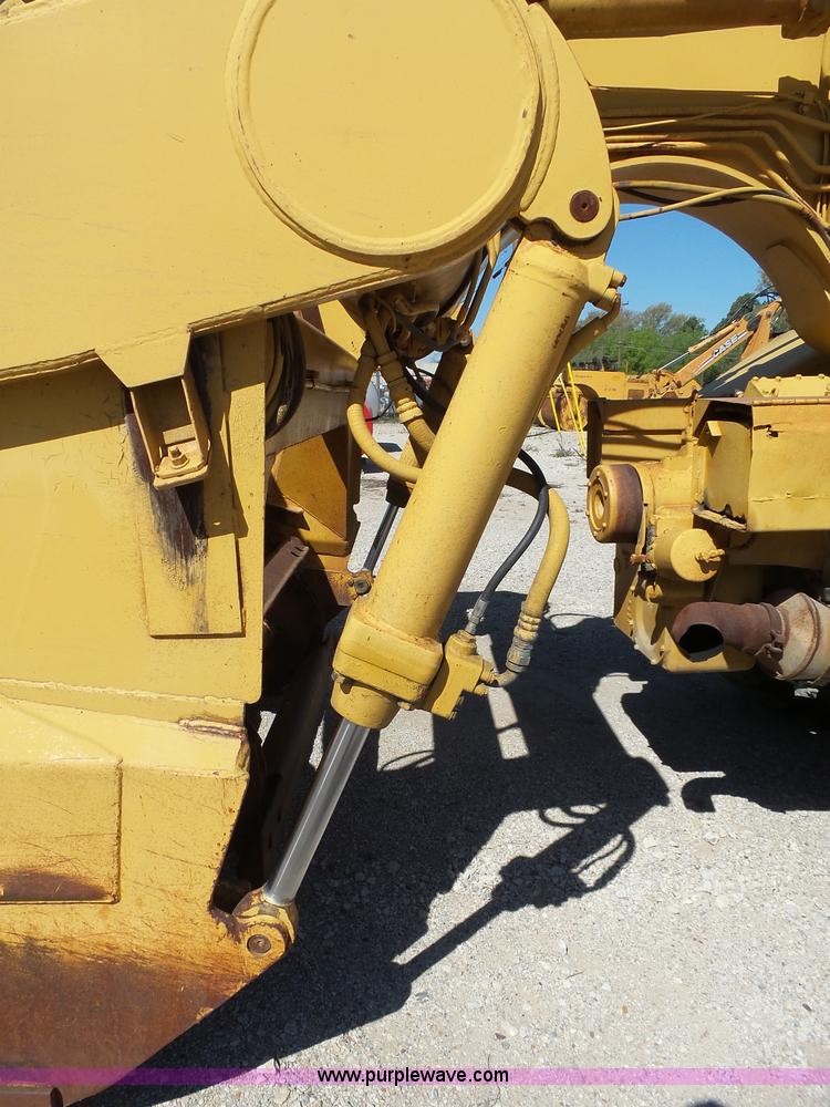 image for item J4988 1980 Caterpillar 613B elevating scraper