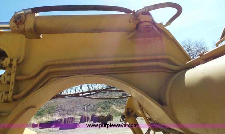 image for item J4988 1980 Caterpillar 613B elevating scraper