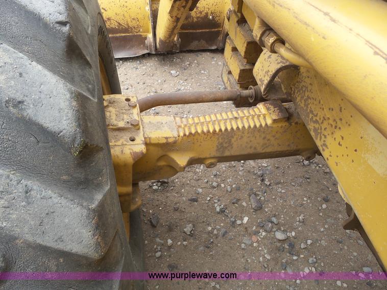 image for item J6126 2000 Caterpillar 416C backhoe