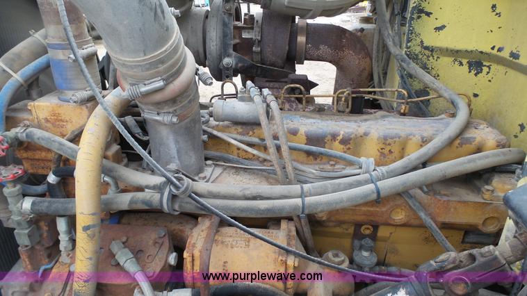 image for item J7263 1989 Peterbilt 357 mixer truck