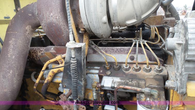 image for item J7263 1989 Peterbilt 357 mixer truck