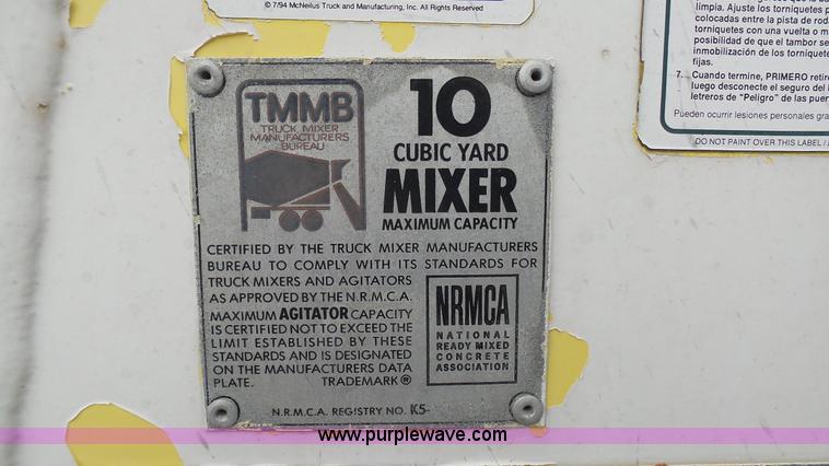 image for item J7263 1989 Peterbilt 357 mixer truck