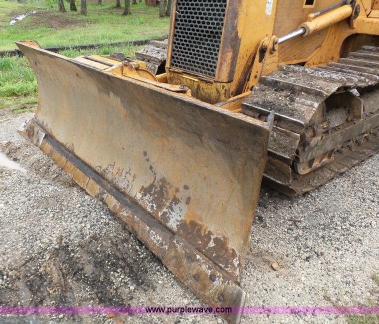 image for item J7514 2001 Case 850H dozer