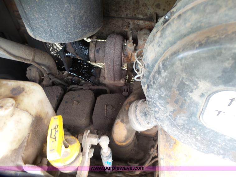 image for item J7514 2001 Case 850H dozer