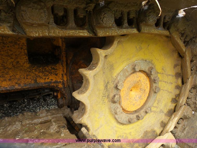 image for item J7514 2001 Case 850H dozer