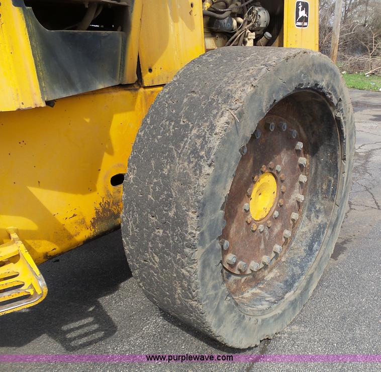 image for item K1337 John Deere 544C wheel loader