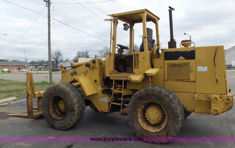image for item K1338 1989 Caterpillar 916 wheel loader