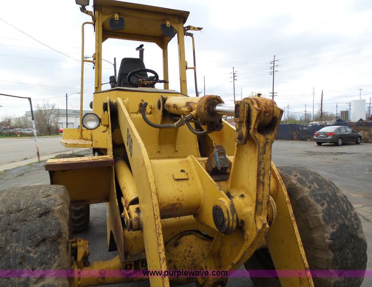 image for item K1338 1989 Caterpillar 916 wheel loader