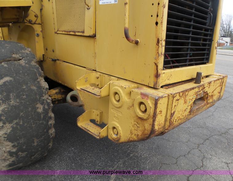image for item K1338 1989 Caterpillar 916 wheel loader