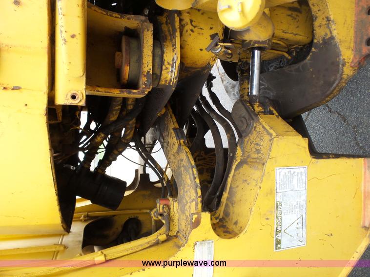 image for item K1338 1989 Caterpillar 916 wheel loader
