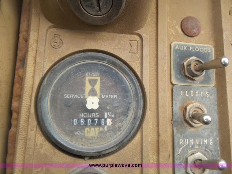 image for item K1338 1989 Caterpillar 916 wheel loader