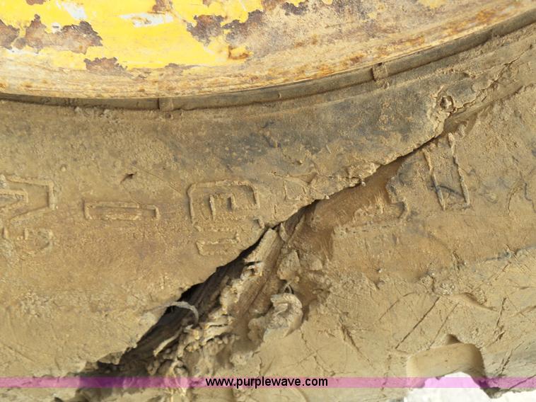 image for item K1338 1989 Caterpillar 916 wheel loader