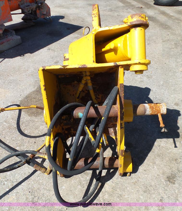 image for item K1348 Wain Roy excavator bucket