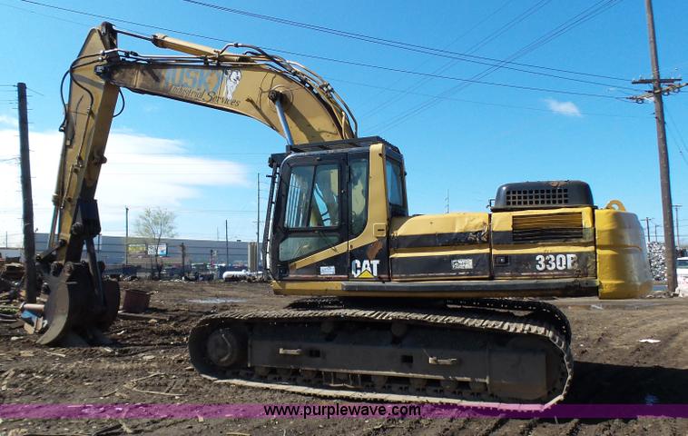 image for item K1357 2002 Caterpillar 330B excavator