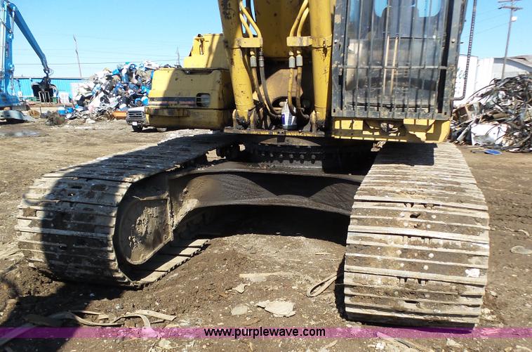 image for item K1357 2002 Caterpillar 330B excavator