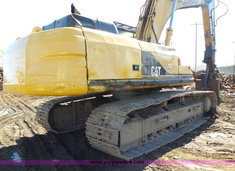 image for item K1357 2002 Caterpillar 330B excavator