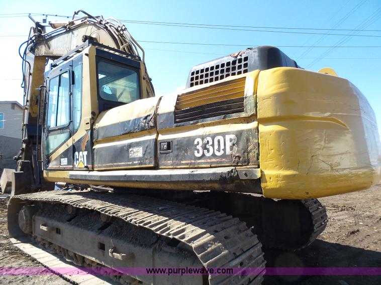 image for item K1357 2002 Caterpillar 330B excavator