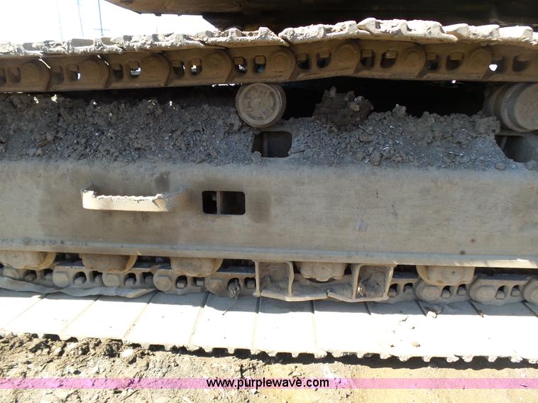 image for item K1357 2002 Caterpillar 330B excavator