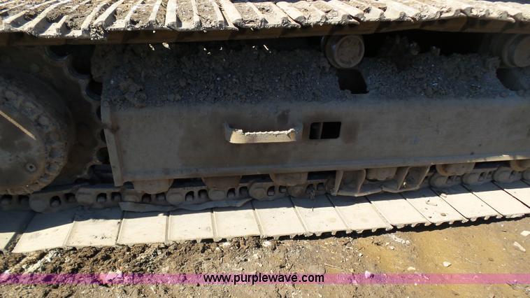 image for item K1357 2002 Caterpillar 330B excavator