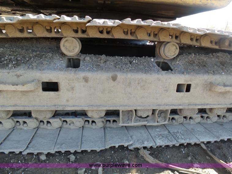 image for item K1357 2002 Caterpillar 330B excavator