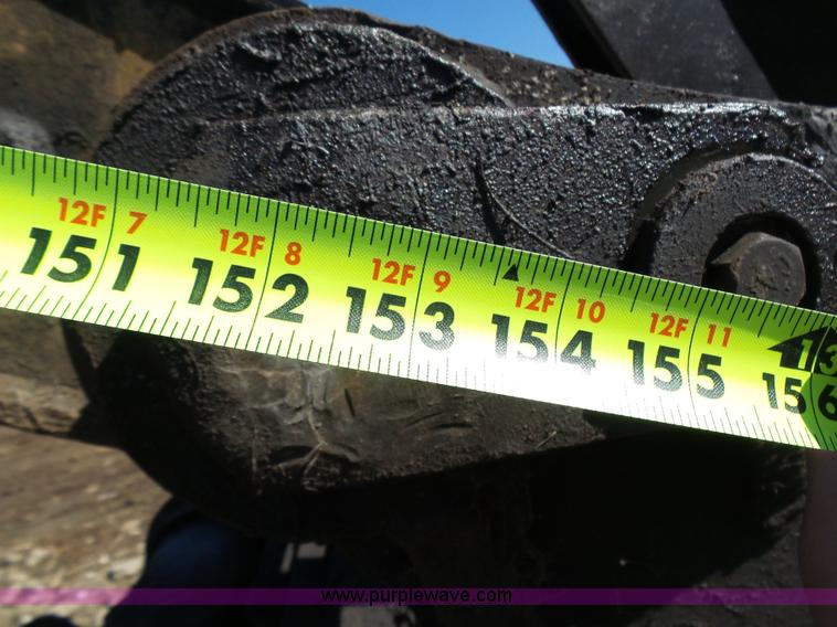 image for item K1357 2002 Caterpillar 330B excavator