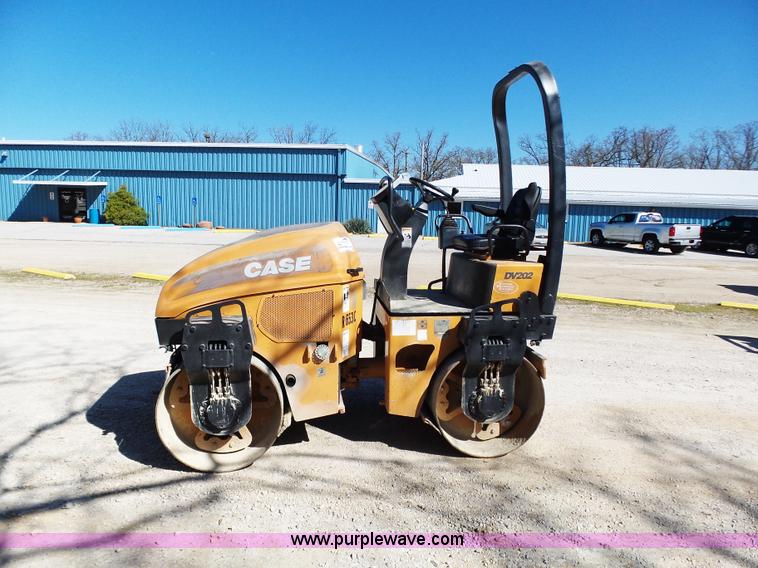 image for item K1370 2006 Case DV202 double drum compactor